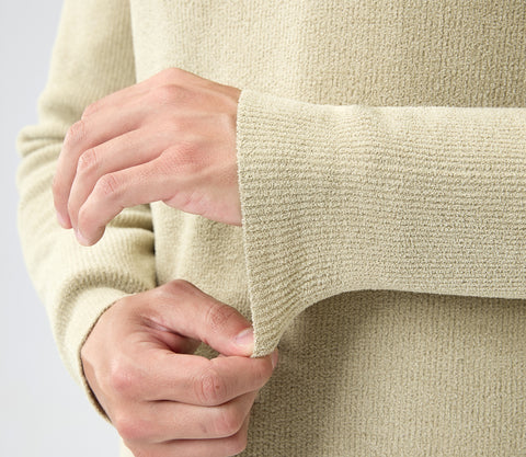 Innovative Men's Soft-Touch Fabric Sweater with Durable and Corrosion-Resistant